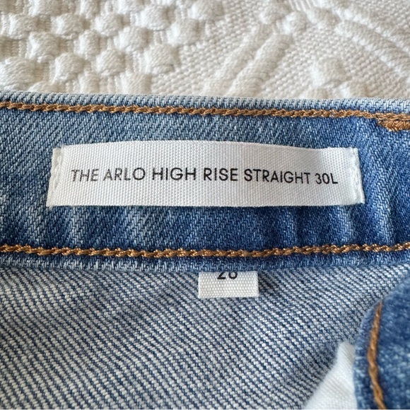 Aritzia Denim Forum The Arlo High Rise Straight 30L, blue, size 26 - Picture 11 of 12